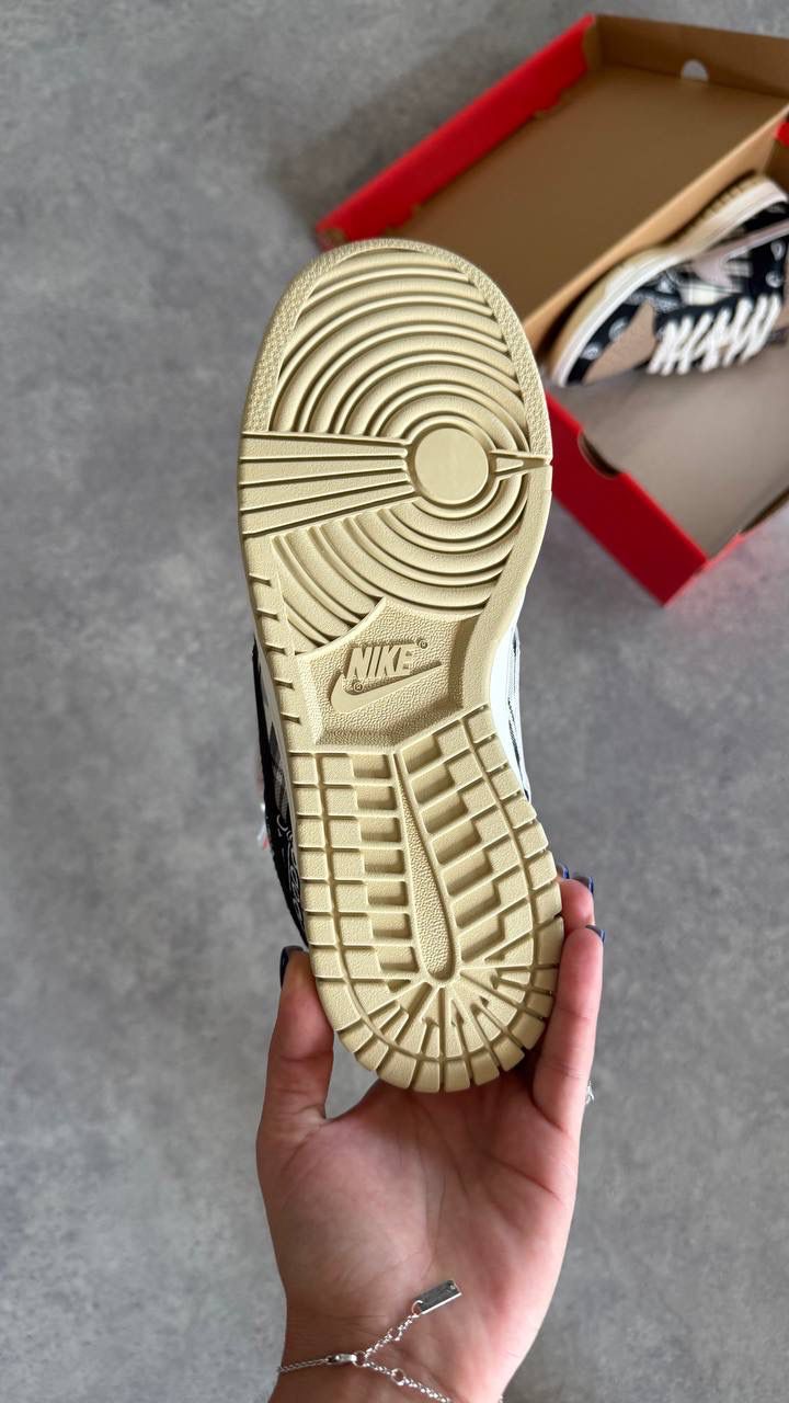 Dunk Los Sb Travis Scott